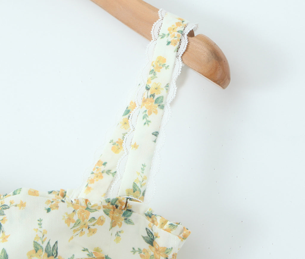 French Floral Strap Waist-tight First Love Seaside A- Line Mid-length Dress